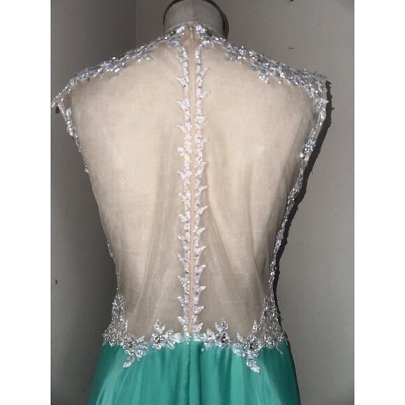 Glam Gurlz Green Prom Formal Dress Ballgown Hand Beaded Lace Rhinestone Sz 12 - Picture 11 of 16